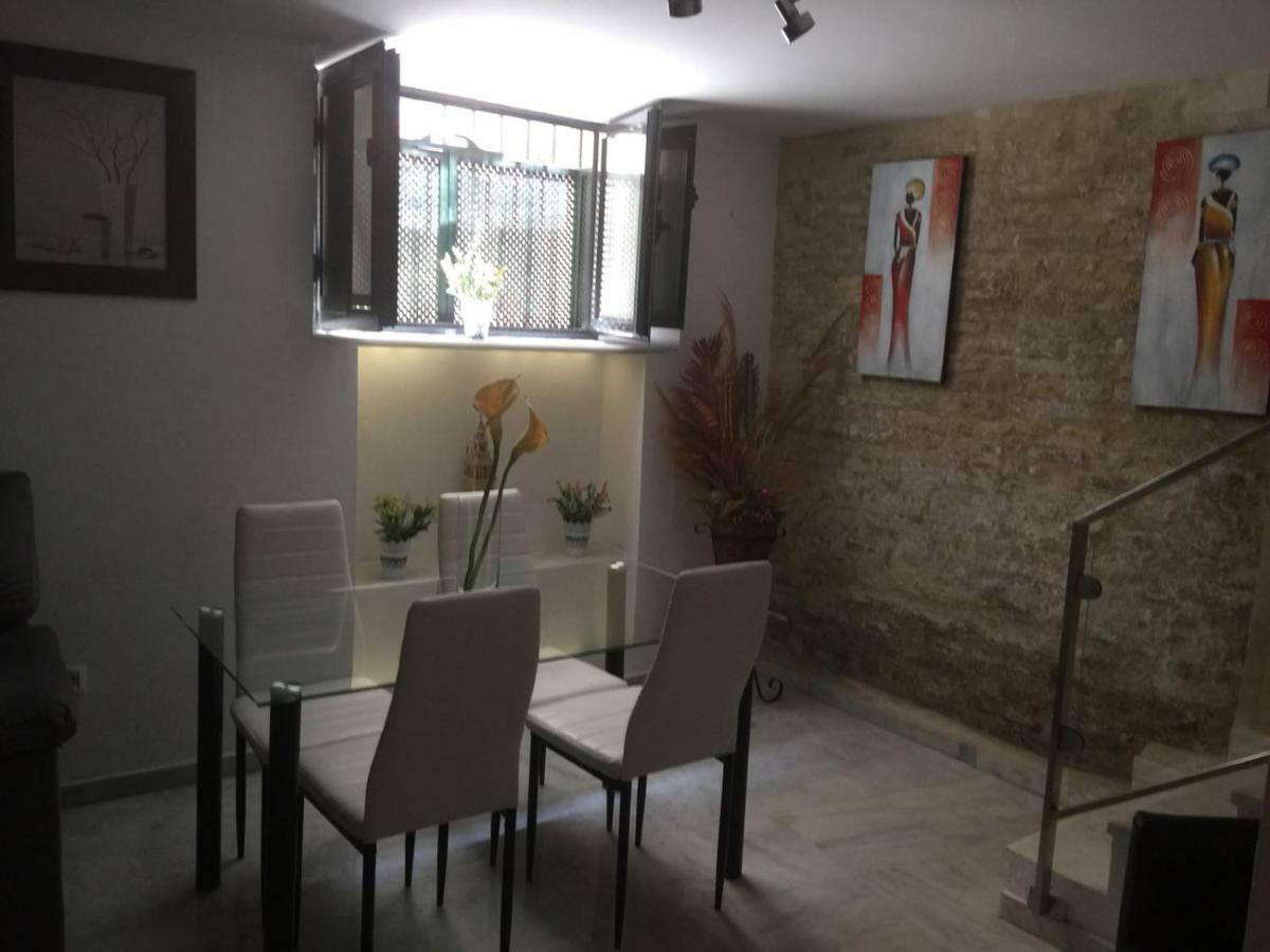 Apartamento Duplex En Centro De Sevilla Luaran gambar